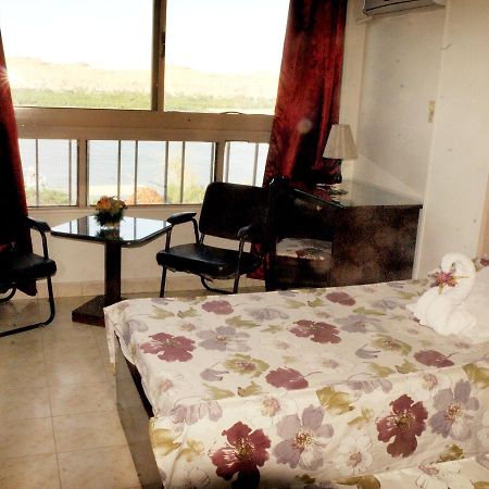 King Akhenaton Hotel 明亚 外观 照片